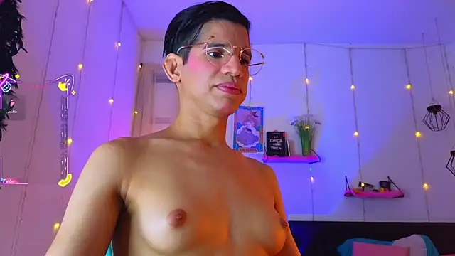 Ariel_Femboy_'s cam snapshot