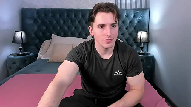 MarkYeti's cam snapshot