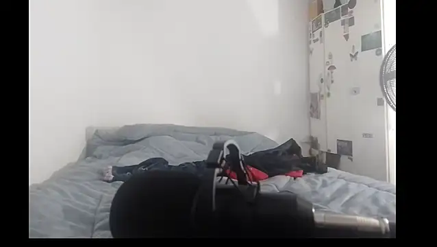 NiceBabyBoy's cam snapshot