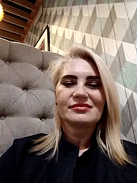 JennyOMay live sex cam