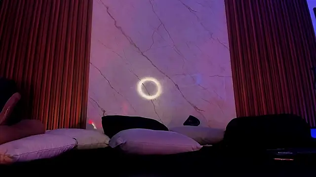 Emiilycollins live sex cam