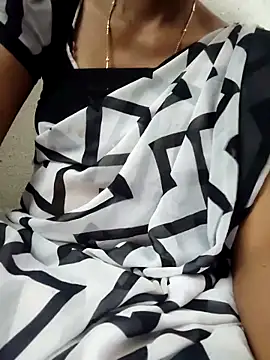 Gautami-telugu live sex cam