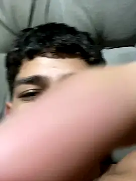 Benjxmin_077 live sex cam