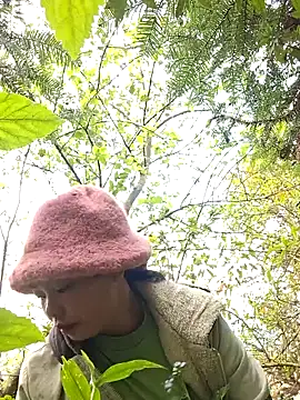 miomio-12 live sex cam