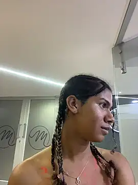 Maxim-Walker live sex cam