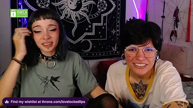 lovelockedlips live sex cam