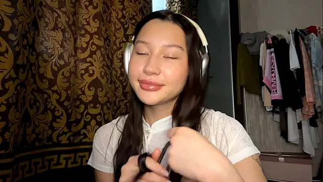 YourCoreanmiracle's cam snapshot