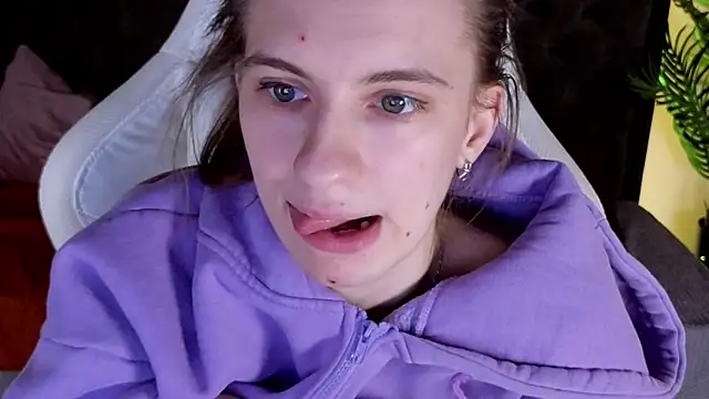 kaleriyaa_ live sex cam