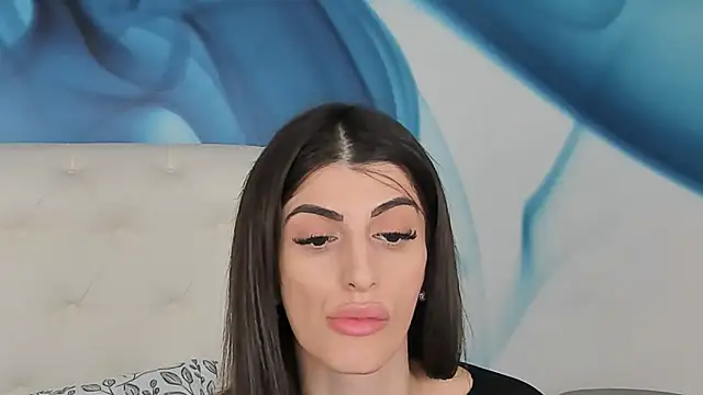 SkinnyDolly live sex cam