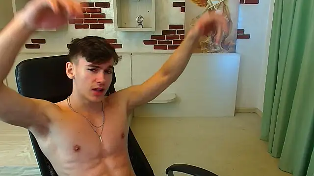 BradyFlint live sex cam