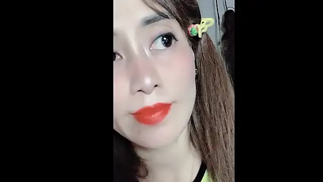 MiAnna-Lovee's cam snapshot