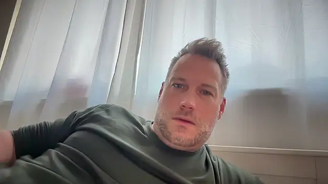 Christian87xxx live sex cam