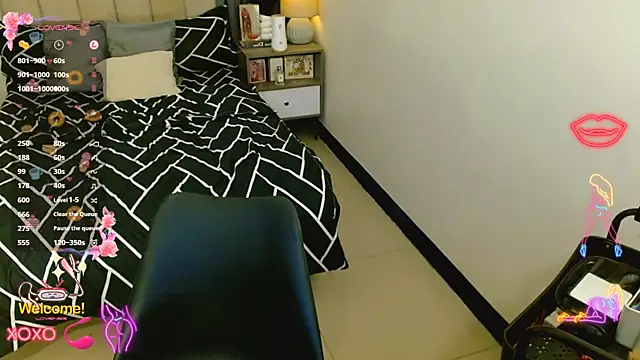 LUSCIOUSKIM live sex cam