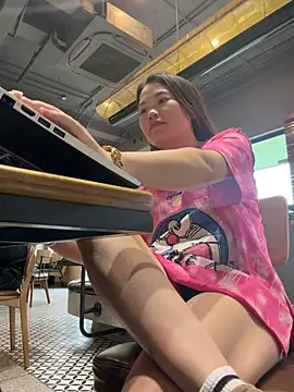 Emily_9xx's cam snapshot