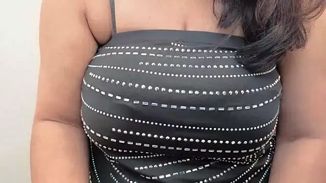 HotSpicyGujju's cam snapshot