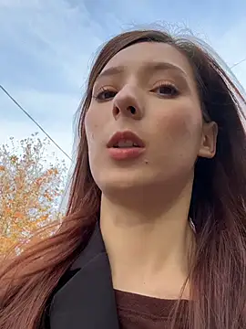 LilluKatten live sex cam