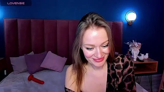 EvelynPoole's cam snapshot