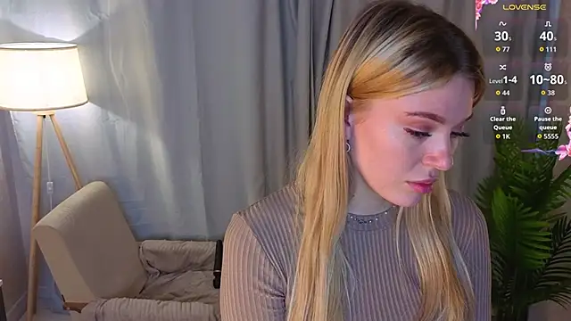 ToyaBosques's cam snapshot