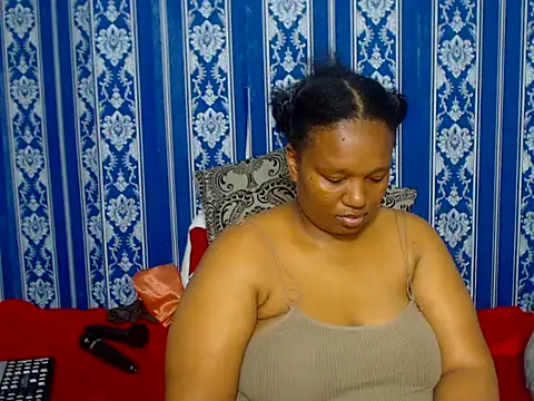 JUICEYLIPS333 live sex cam