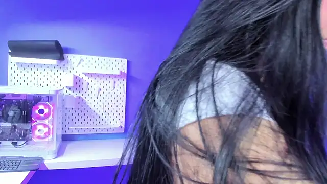 Annie9_'s cam snapshot