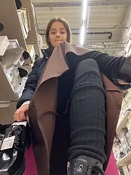 KittyQueeny live sex cam