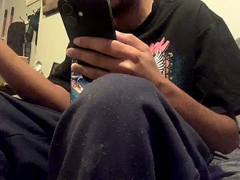 Insurance-03's cam snapshot