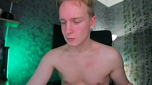 AlexxSweet's cam snapshot