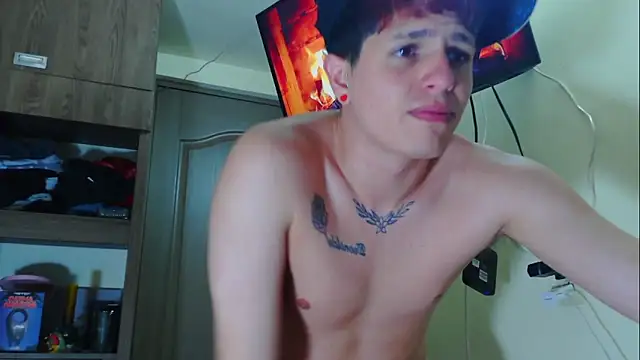 Themasterhades_777's cam snapshot