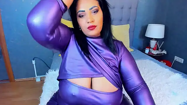 AmyCubes live sex cam