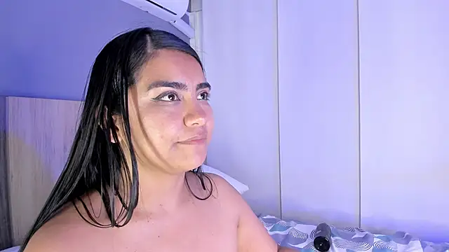 hannnasmith live sex cam