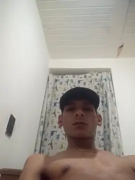 alex_colombiano's cam snapshot