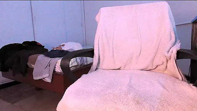 Danielsex_10's cam snapshot