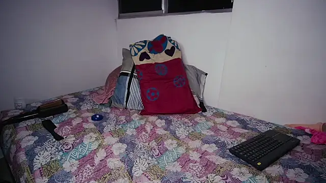 Kiitygirl live sex cam