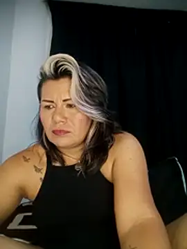 angi_daw's cam snapshot