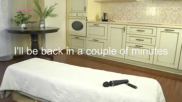 DarelleFaux live sex cam