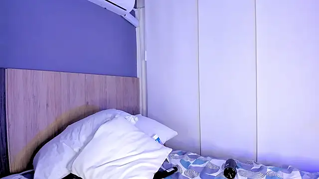 hannnasmith live sex cam