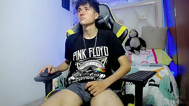 johnny_cagee live sex cam