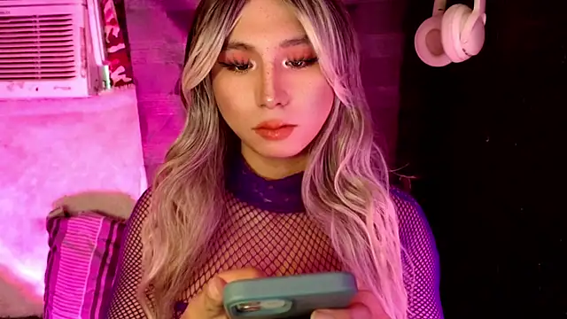 HoresCOCKLUCY live sex cam