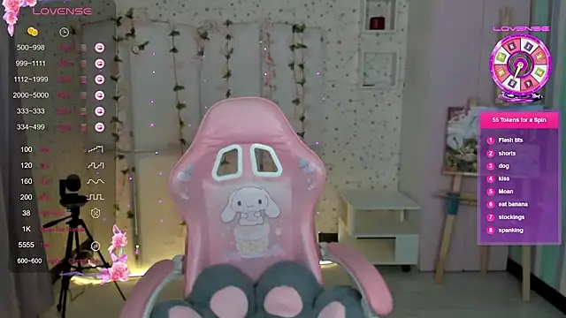 SirenaSky's cam snapshot