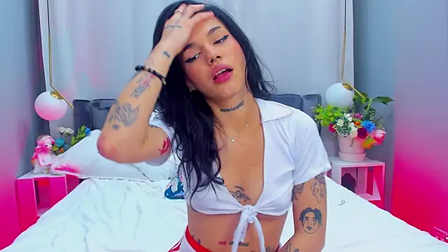 YasminWild's cam snapshot