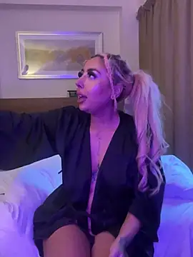 zara_bellexx live sex cam