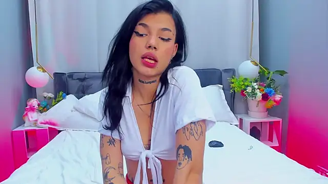 YasminWild's cam snapshot