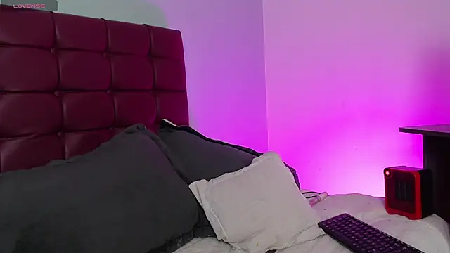 megan_lover live sex cam