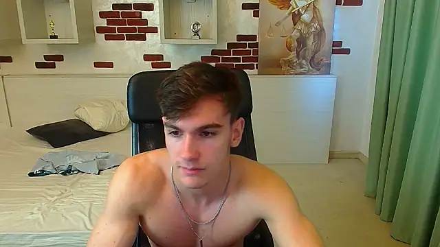 BradyFlint live sex cam