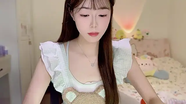 Onecutelittle live sex cam