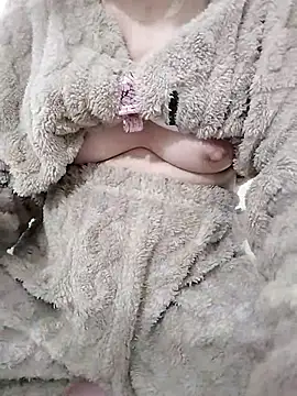 SweetGirl2k2's cam snapshot