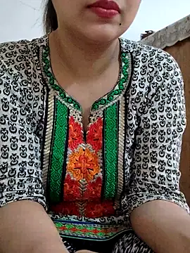 Tanha18 live sex cam