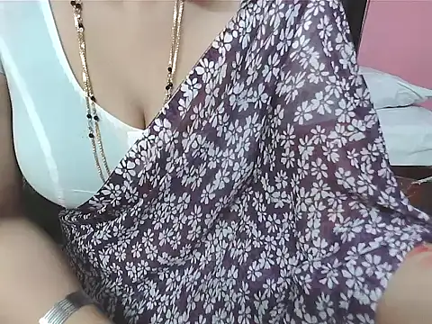 sunitha-3's cam snapshot