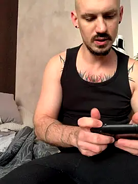 AssHunter4k live sex cam