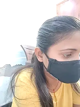 Ruhi_07's cam snapshot